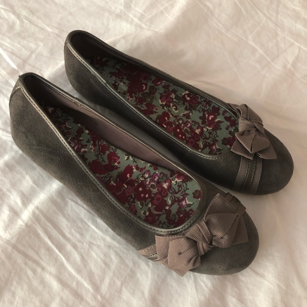 Gray Suede Sperry Topsider Flats